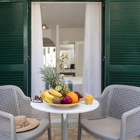 酒店 Iliada 古维亚